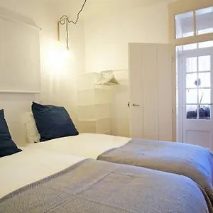 bh4e-3br-with-view-in-heart-of-bairro-alto-bright.hotels-lisbon-portugal.com/